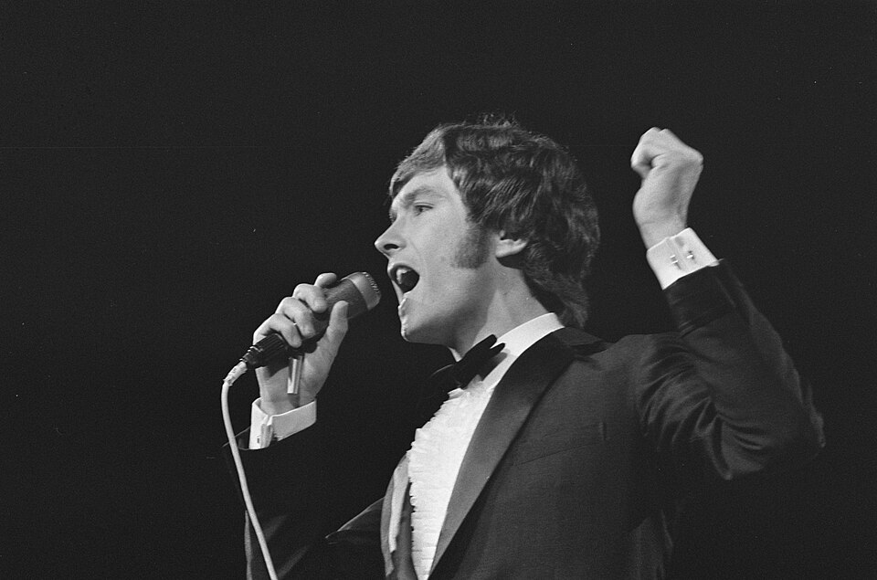 Edwards Vincent J