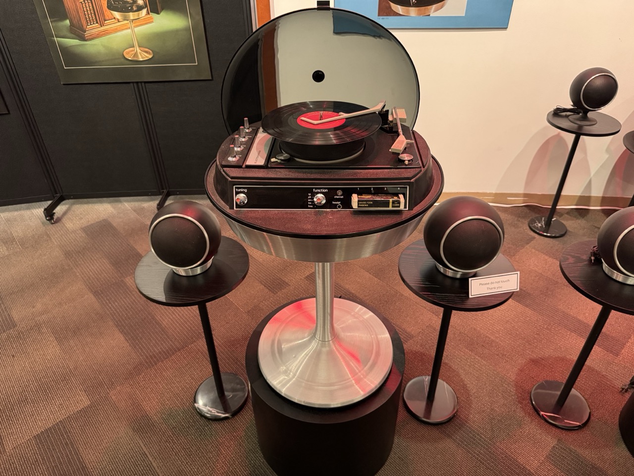 Phonosphere Console 12 thumbnail