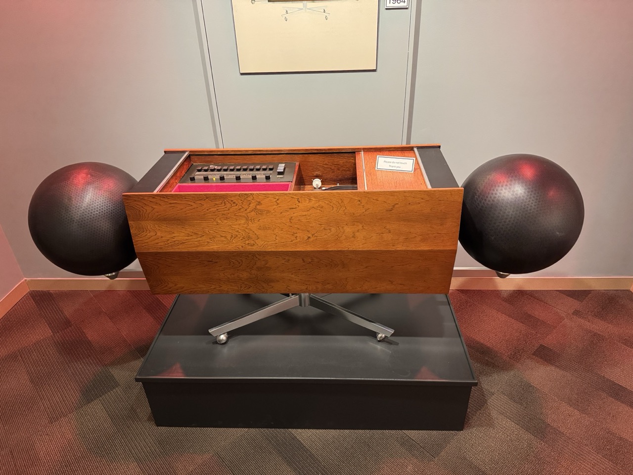 Phonosphere Console 8 thumbnail
