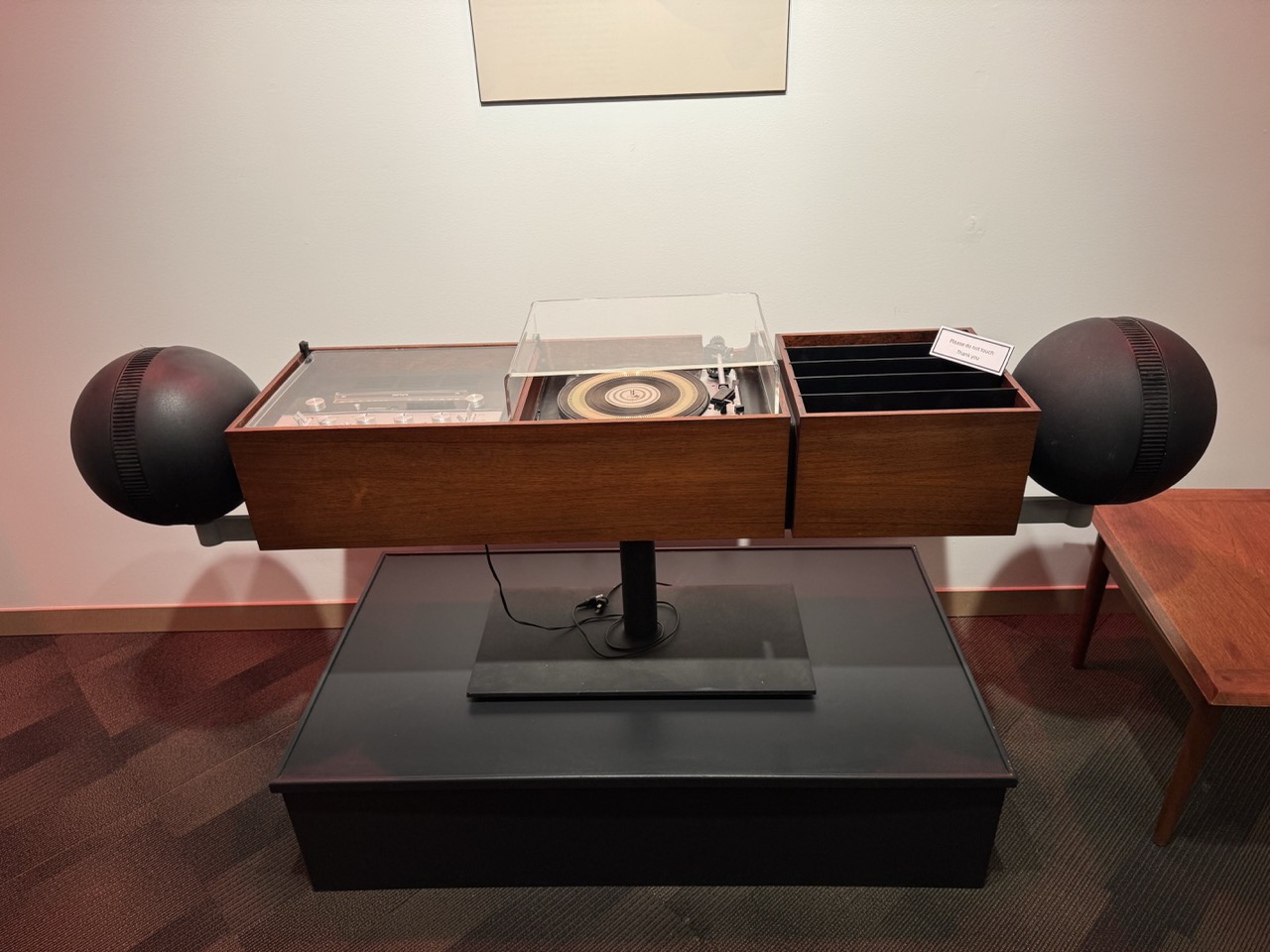 Phonosphere Console 9 thumbnail
