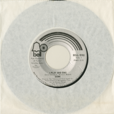 I Play And Sing / Get Out From Where We Are