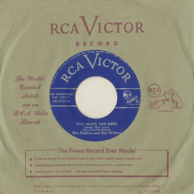 Two Hearts Two Kisses / The Flower Of My Heart (1955)