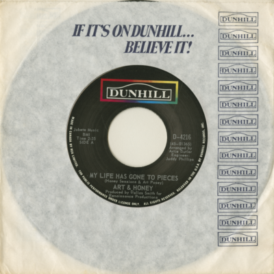 My Life Has Gone To Pieces / Shake Well Before You Use Me (1969)