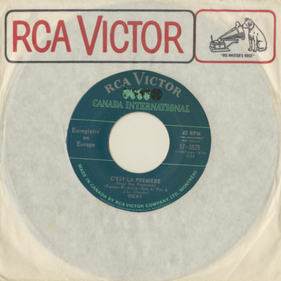C'est La Premiere / Un Deax Trois