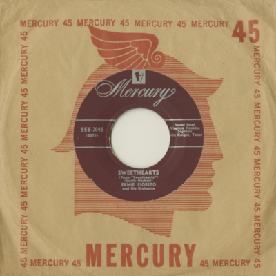 Sweethearts / A Kiss In The Dark