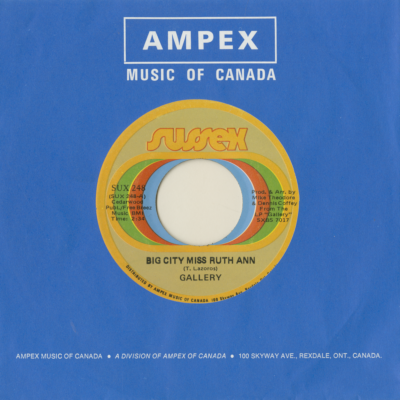 Big City Miss Ruth Ann / Lover's Hideaway (1972)