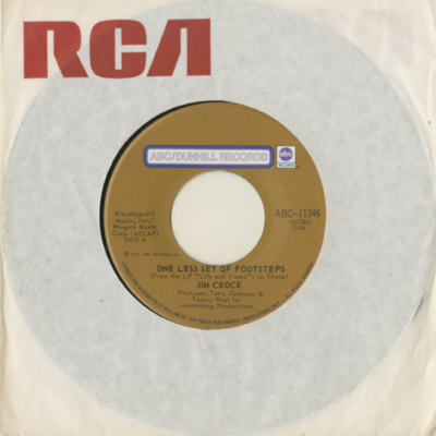 One Less Set Of Footsteps / It Doesn't Have To Be That Way (1973)