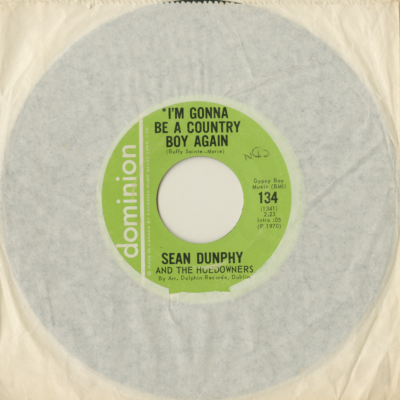 I'm Gonna Be A Country Boy Again / Lonely Woods Of Upton (1970)