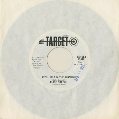 We'll Sing In The Sunshine / I Used To Cry Over You (1972)