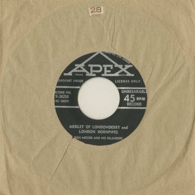 Medley Of Londonderry And London Hornpipes / Ragtime Annie And Lord MacDonald's Reel