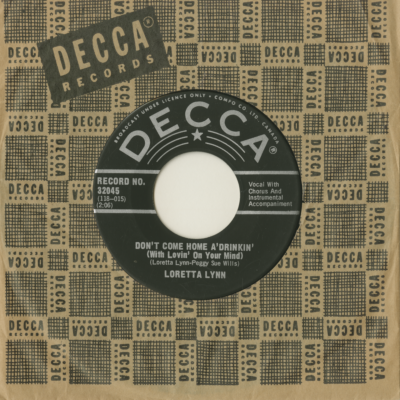 Don't Come Home A Drinkin' With Lovin' On Your Mind / Saint To A Sinner