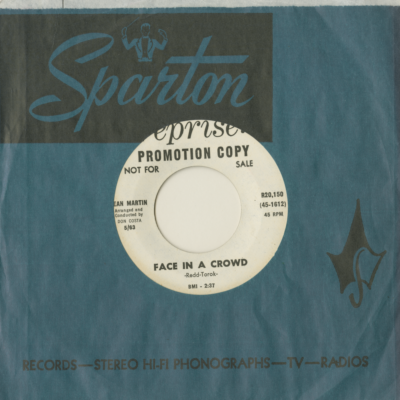 Face In A Crowd / Ain't Gonna Try Anymore