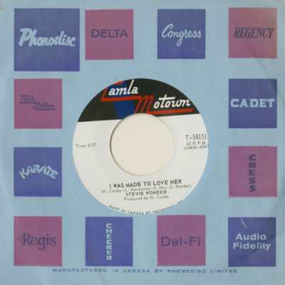 I Was Made To Love Her / Hold Me (1967)