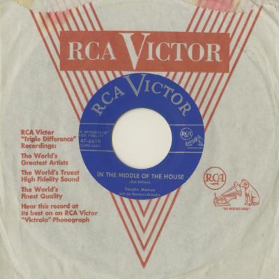 In The Middle Of The House / Rollin' Heart