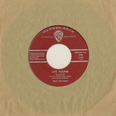 Live Young / Somebody Loves Me (1963)