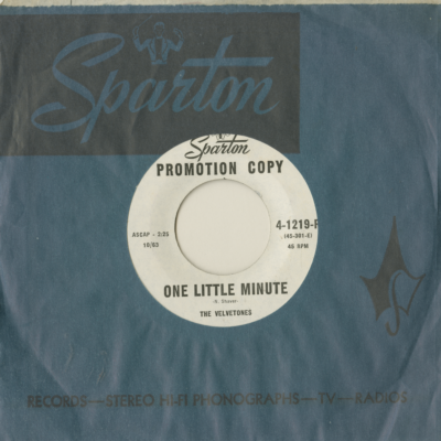 One Little Minute / Dreaming Of Her (1963)
