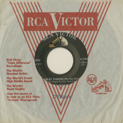 Scarlet Ribbons / Blue Bells Ring