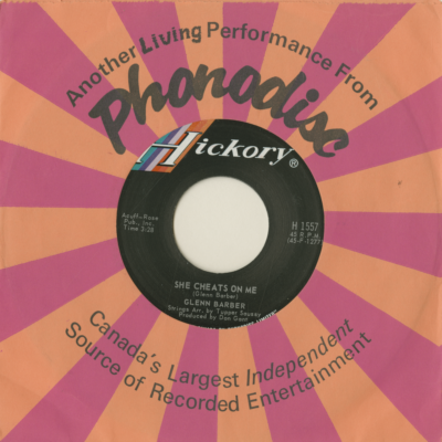 She Cheats On Me / Who's Taking The Picture