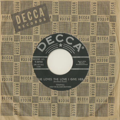 She Loves The Love I Give Her / Ooie-Gooie