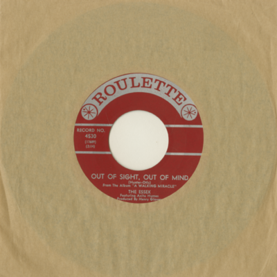 She's Got Everything / Out Of Sight Out Of Mind (1964)