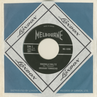 Sidewalk Waltz / Les Guenilles