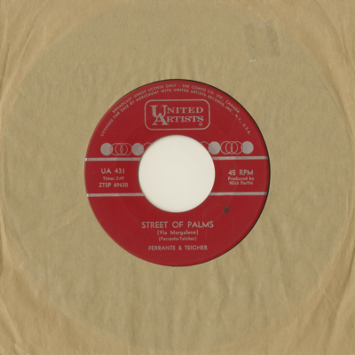 Street Of Palms / Smile