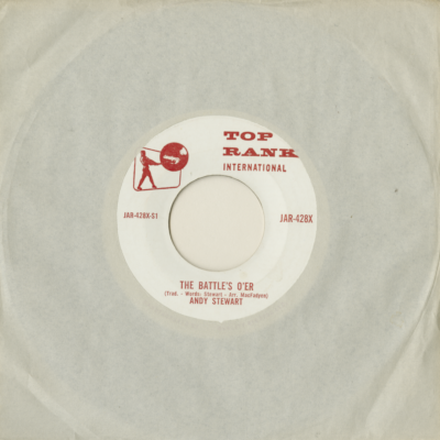 The Battle's O'Er / That's The Reason Noo I Wear The Kilt (1961)