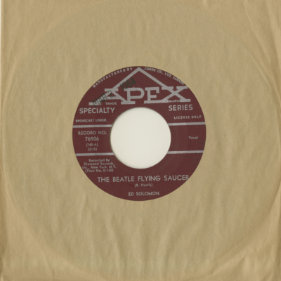 The Beatle Flying Saucer / Whistling Drifter (1964)