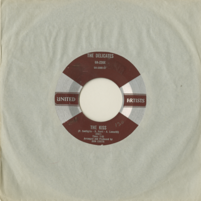 The Kiss / Too Young To Date (1960)