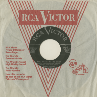 Two Faces In The Dark / Moonlight Serenade