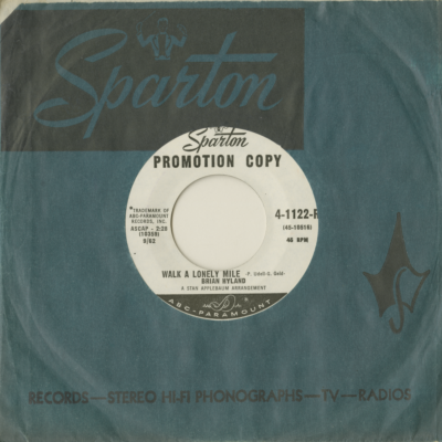 Warmed Over Kisses / Walk A Lonely Mile (1962)