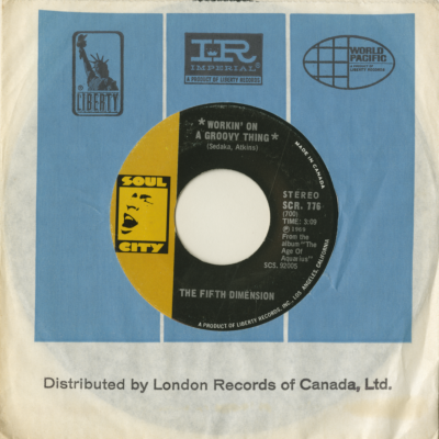 Workin' On A Groovy Thing / Broken Wing Bird