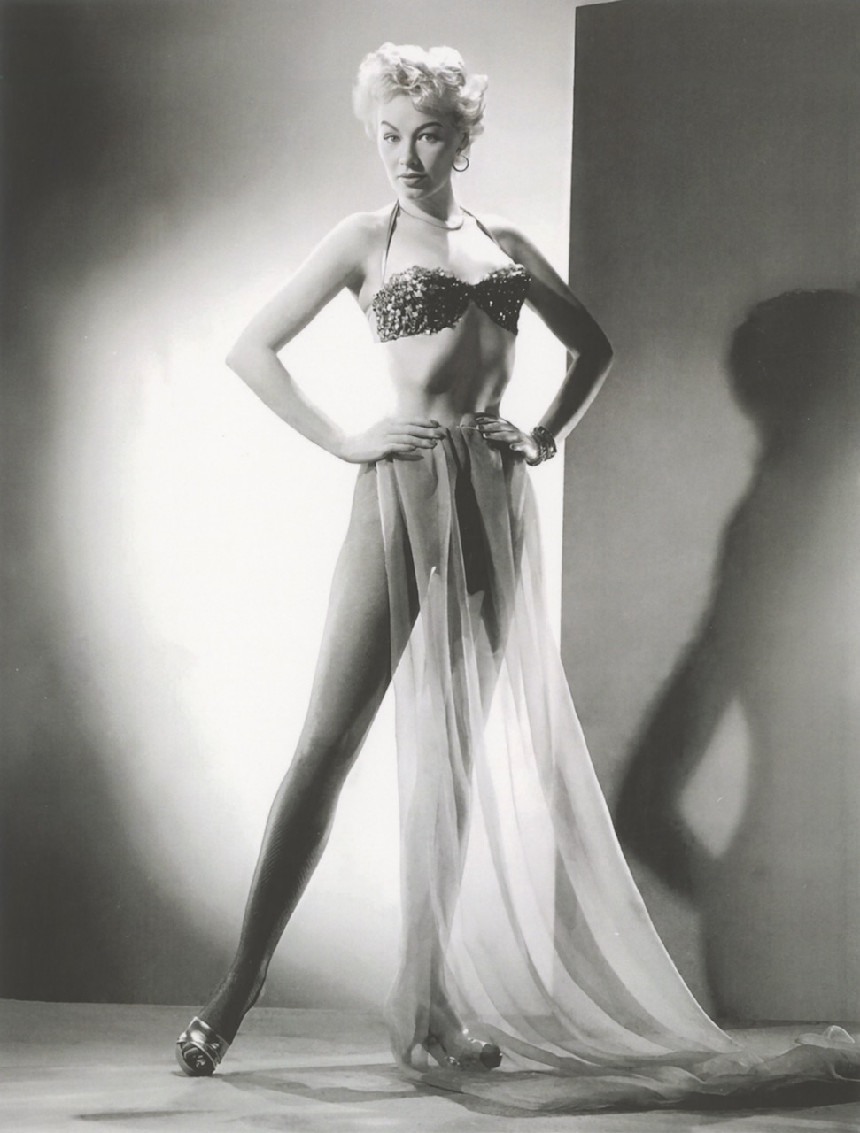 Lili St Cyr